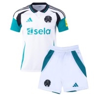 Newcastle United Tino Livramento #21 Fußballbekleidung 3rd trikot Kinder 2024-25 Kurzarm (+ kurze hosen)